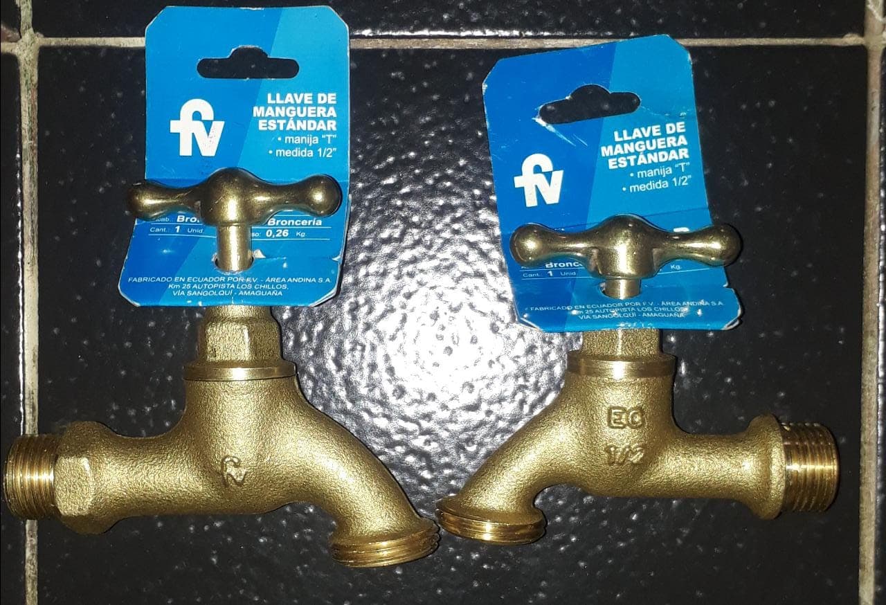 LLave de Manguera liviana FV